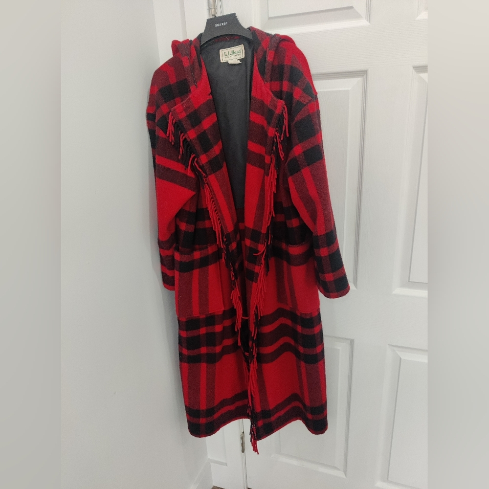Vintage 1980s-1990s L.L. Bean red and black wool blend plaid blanket coat